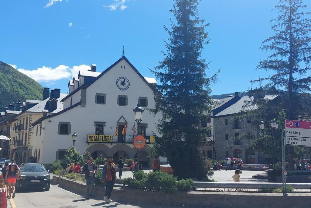 Apartamento Alma De Biescas Exteriör bild