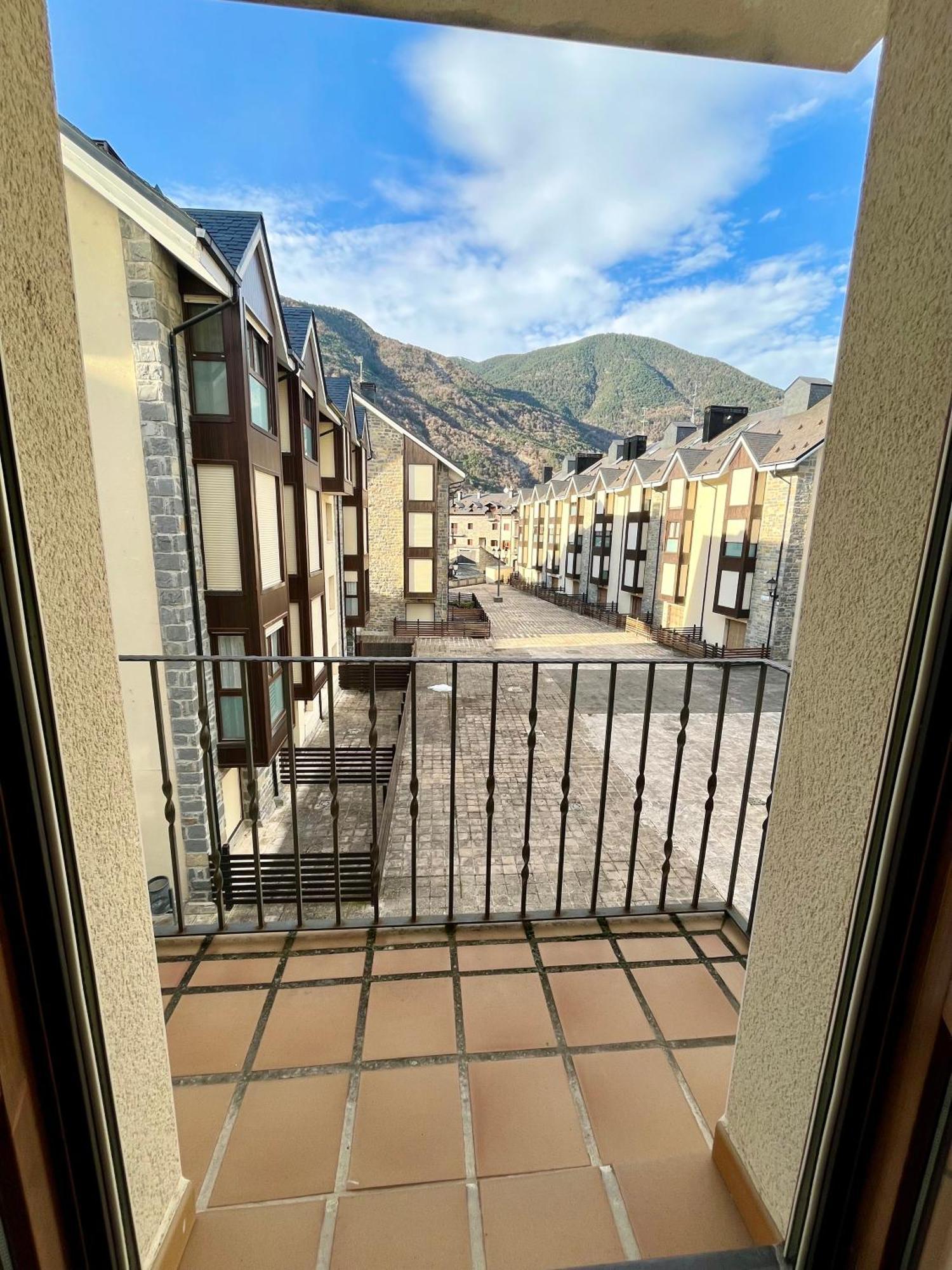 Apartamento Alma De Biescas Exteriör bild